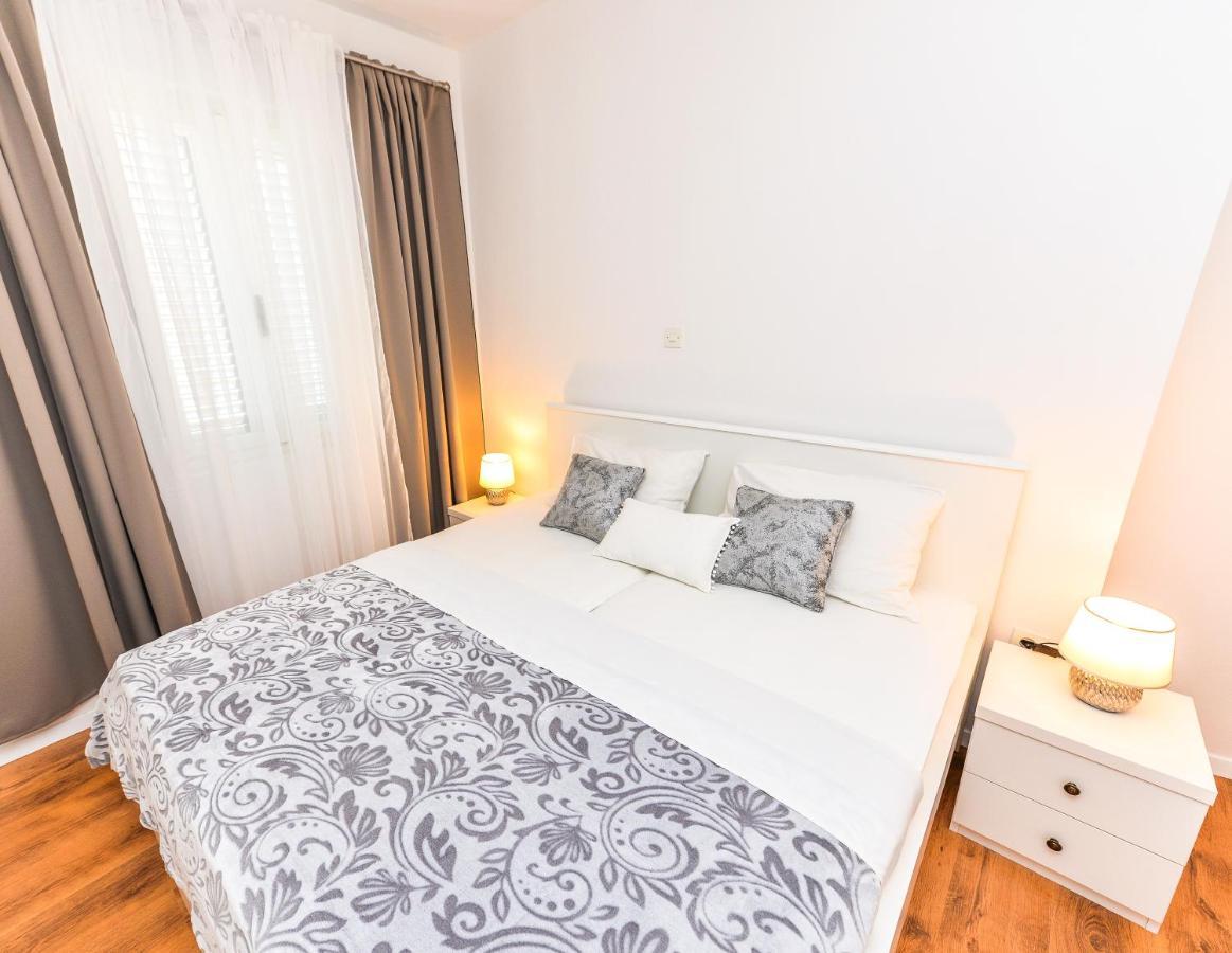 Apartments Ankica Novalja Eksteriør billede